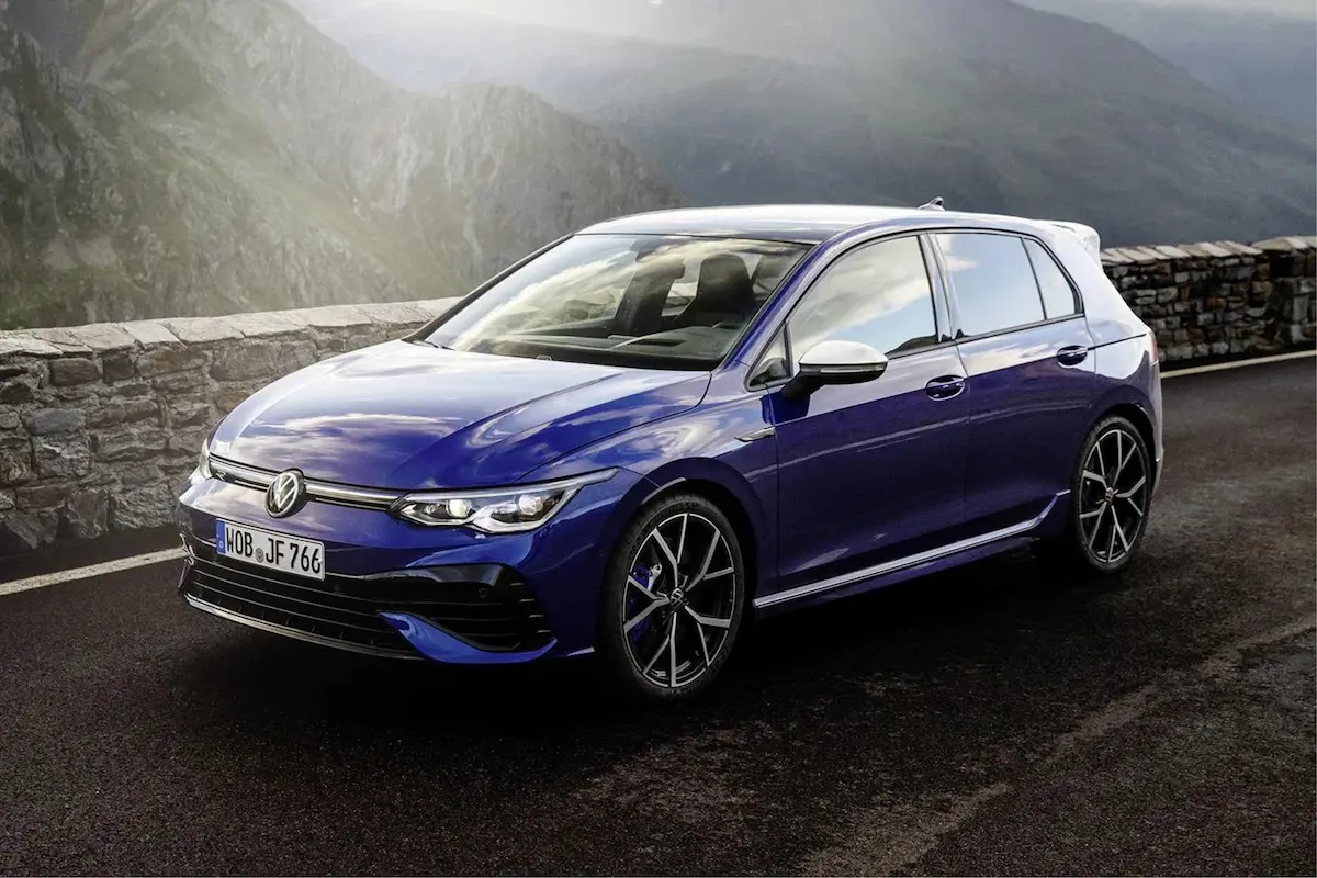 2021 Volkswagen Golf R - 2